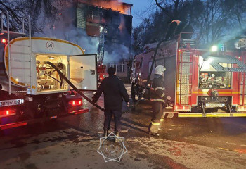 Қарағандыда жатақхана өртеніп, 10 адам ауруханаға түсті