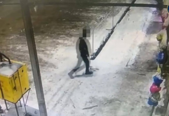 Түркістанда спорттық киім дүкеніне ұрлыққа түскен ер адам ұсталды