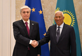 Kassym-Jomart Tokayev meets with European Council President António Costa in Samarkand