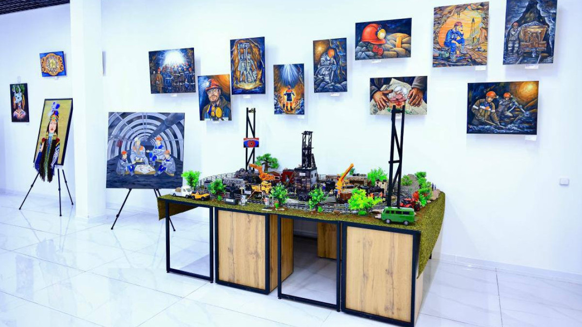  Kazakh Ministry of Culture and Information 