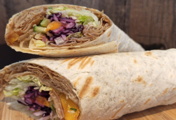 650-ге жуық адам донер жейміз деп уланды