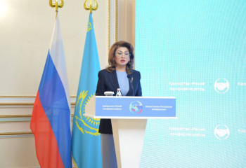 В годы ВОВ казахстанские артисты дали свыше 36 тысяч концертов на фронте