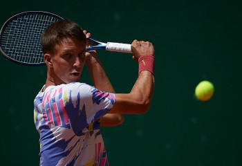 Григорий Ломакин теннистен Үндістан турнирінің финалына шығу үшін бақ сынайды