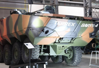 Елімізде жаңа отандық әскери көлік көпшілік назарына ұсынылды