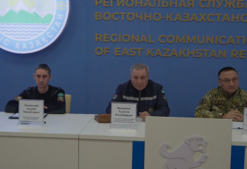 Спасатели ВКО предостерегли жителей от выхода на весенний лёд