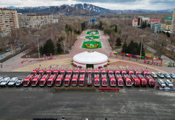 ШҚО құтқарушыларына жаңа техника мен қызметтік тұрғын үй табысталды