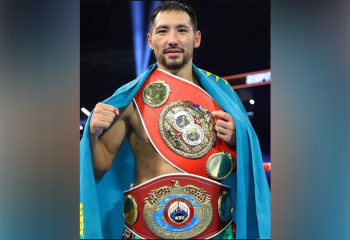 Президент Казахстана поздравил Жанибека Алимханулы с защитой чемпионских титулов WBO и IBF