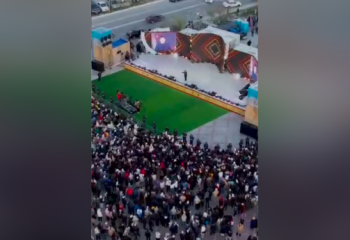 Гала-концерт тюркской культуры прошел на берегу моря в Актау