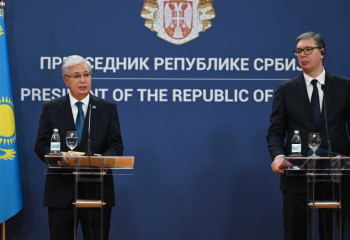 Токаев пригласил Александра Вучича посетить Казахстан с официальным визитом