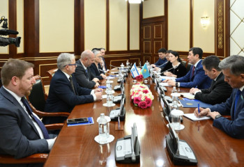 Председатель Мажилиса встретился со Спикером Кнессета Израиля