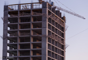 Ақтөбеде құрылыс компаниясының басшысы үлескерлердің 421 млн теңгесін қолды қылған