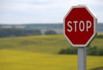 В Павлодарской области ограничили движение на мосту через Иртыш