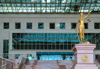 Сенат Жоғарғы сот судьясын қызметінен босатты