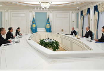 Tokayev discusses construction of sorting hub in Almaty region with Chairman of the Board of YTO Express