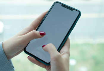 Meta ограничит прямые эфиры подростков в Instagram