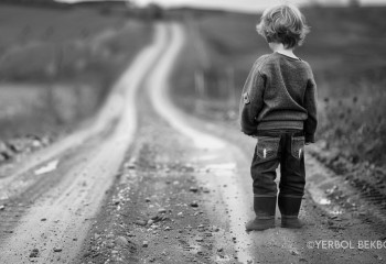 «Мы с рюкзачком, если что — убежать»: дети в Алматинской области боялись возвращаться домой