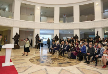 Астанада Жеңіс күніне орай халықаралық сурет көрмесі ашылды