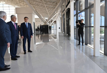 Касым-Жомарт Токаев осмотрел новый терминал аэропорта Шымкента
