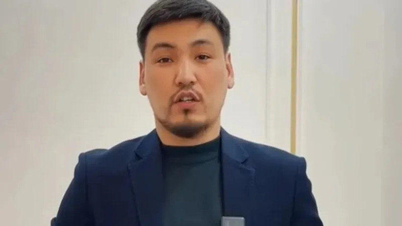  Instagram/ qazaq_robin_hood 