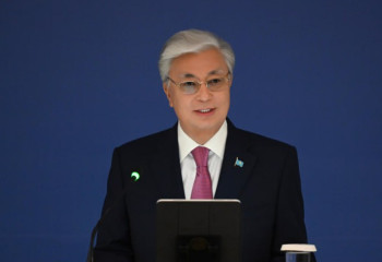 Президент Токаев наградил казахстанских миротворцев за мужество на Голанских высотах