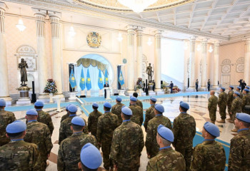 President Tokayev meets with Kazakhstani peacekeepers