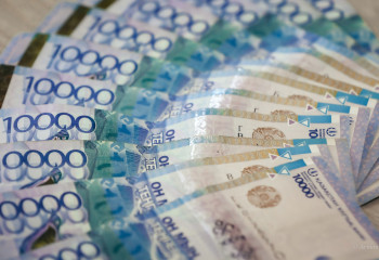 Экс-депутат пен шенеунік 1,5 млрд теңге ұрлады деген күдікке ілінді