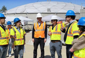 Kazakh specialists undergo water training in US