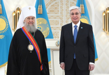 Президент Астана және Қазақстан митрополиті Александрды марапаттады