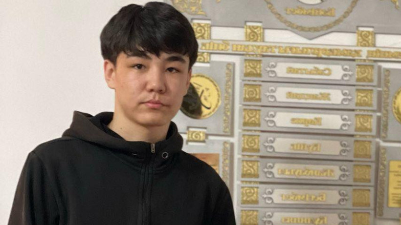  әлеуметтік желіден 