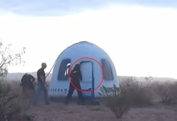 Полет в космос с женским экипажем назвали фейком: в Сети распространились теории заговора