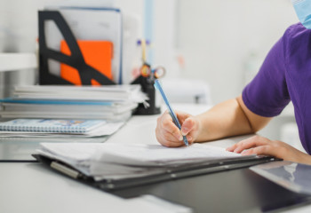 После жалоб в соцсетях в Жамбылской области начали проверки в больницах