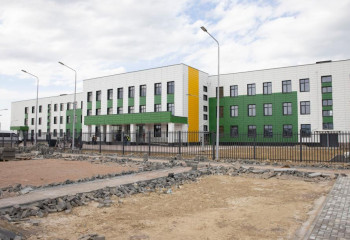 Аким Алматинской области ознакомился с ходом строительства школ в рамках нацпроекта «Комфортная школа»