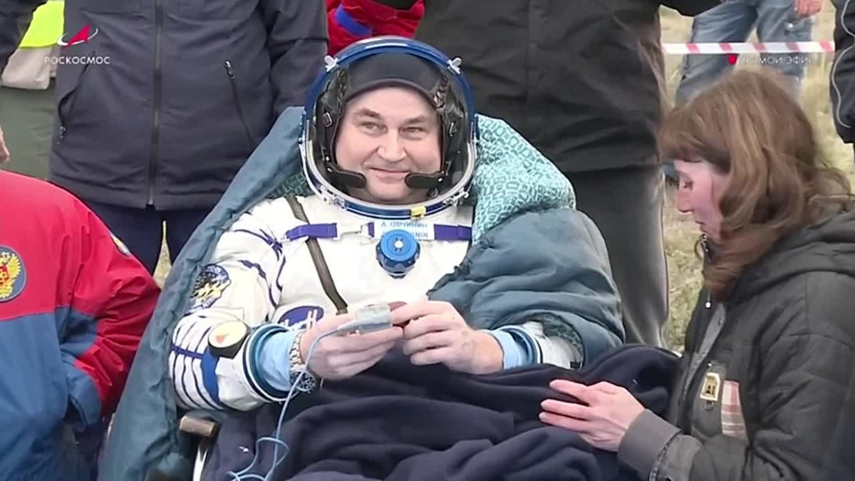  Роскосмос 