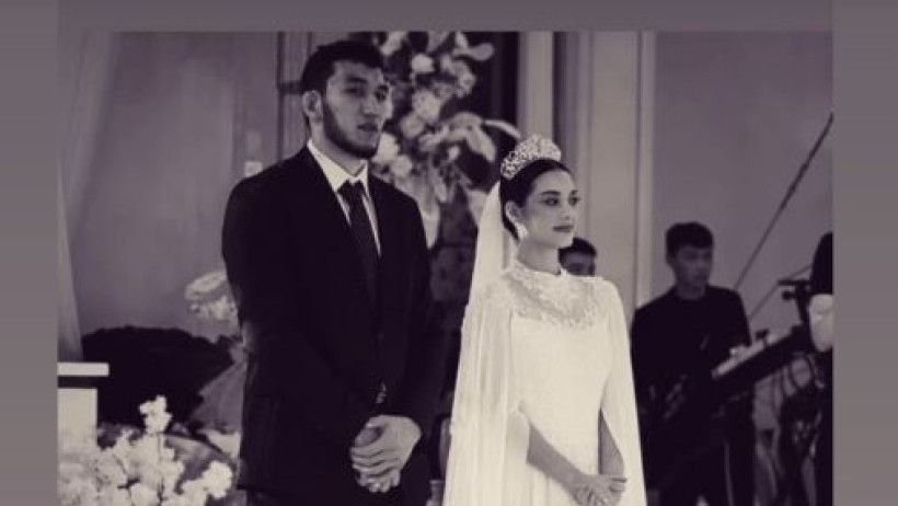  instagram.com/firuuuzka 