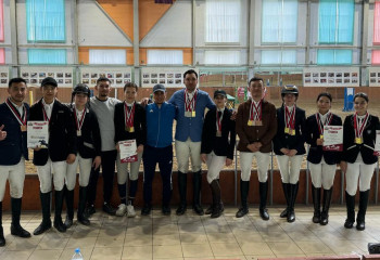 Қазақ шабандоздары Ресейдегі жарыста топ жарды