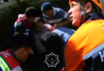 Рабочий упал в армированный котлован на территории строительного объекта в Актобе