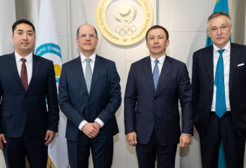 Геннадий Головкин FIBA-ның Бас хатшысымен кездесті