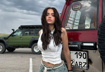 «Тәнті болдым»:  Ресейлік блогер желіде таралған ақпаратты жоққа шығарды