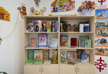 Миллион школьников поучаствовали в челлендже ко Дню книги в Казахстане