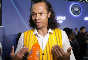 Даниэль Джеймс: Менің ана тілім – қазақ тілі