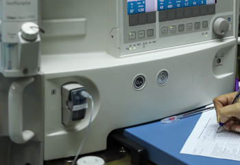 Поддельные сертификаты поверки медицинского оборудования выявлены в области Абай