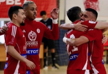 «Кайрат» разгромил «Аят» и укрепил лидерство в чемпионате Казахстана по футзалу