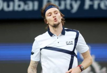 Александр Бублик сыграет против лучшего теннисиста России