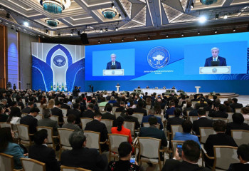 Ерлан Карин: Президент обозначил новые ориентиры государственной политики на сессии АНК