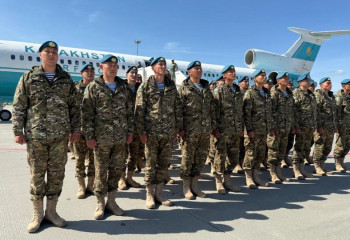 Қазақстандық десантшылар парадқа қатысу үшін Мәскеуге жетті