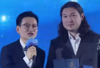 Қытайдағы қазақ қаламгері Санмао проза сыйлығын иеленді