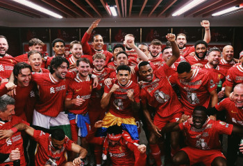 «Ливерпуль» маусым аяқталмастан чемпион атанды