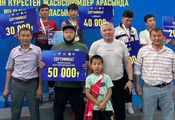 В Шымкенте прошёл турнир по вольной борьбе, посвящённый 80-летию Великой Победы.