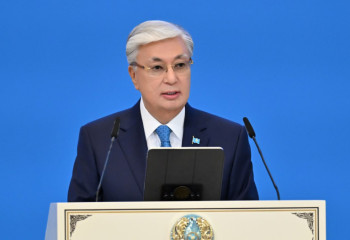 Kazakh President congratulates surgeons of Syzganov National center on successful three kidney transplantation