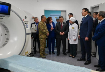 Депутаты Сената Парламента посетили военный госпиталь